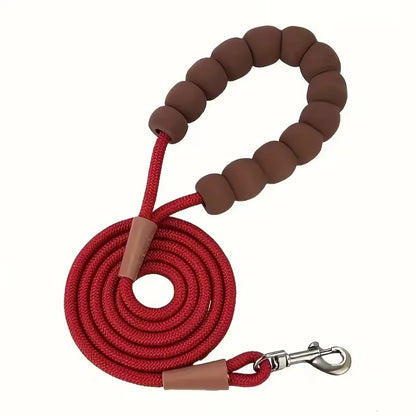 Laisse pour chien en nylon durable avec poignée en silicone confortable
