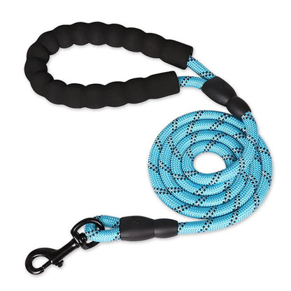Laisse pour chien en nylon tressé robuste pour une promenade en toute sécurité