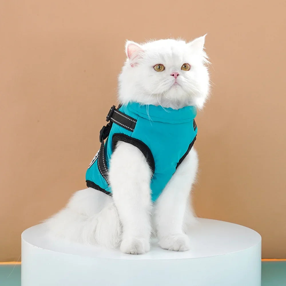 Manteau d'hiver imperméable pour animaux avec harnais intégré pour chiens et chats