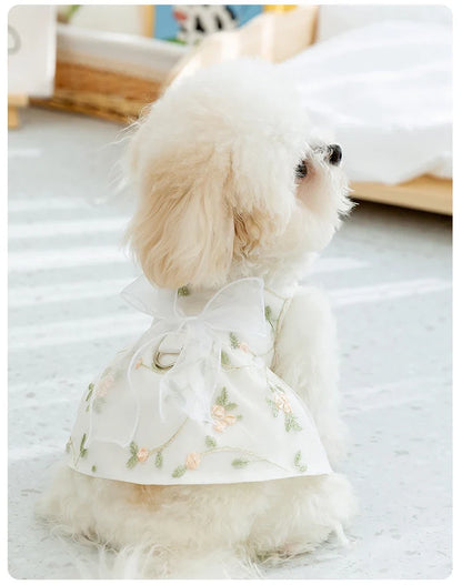 Robe Princesse Respirante pour Chien avec Boucle de Harnais Intégrée