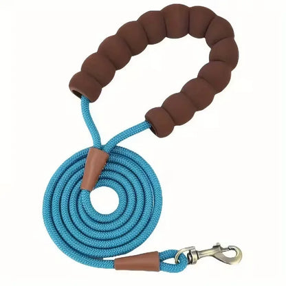 Laisse pour chien en nylon durable avec poignée en silicone confortable